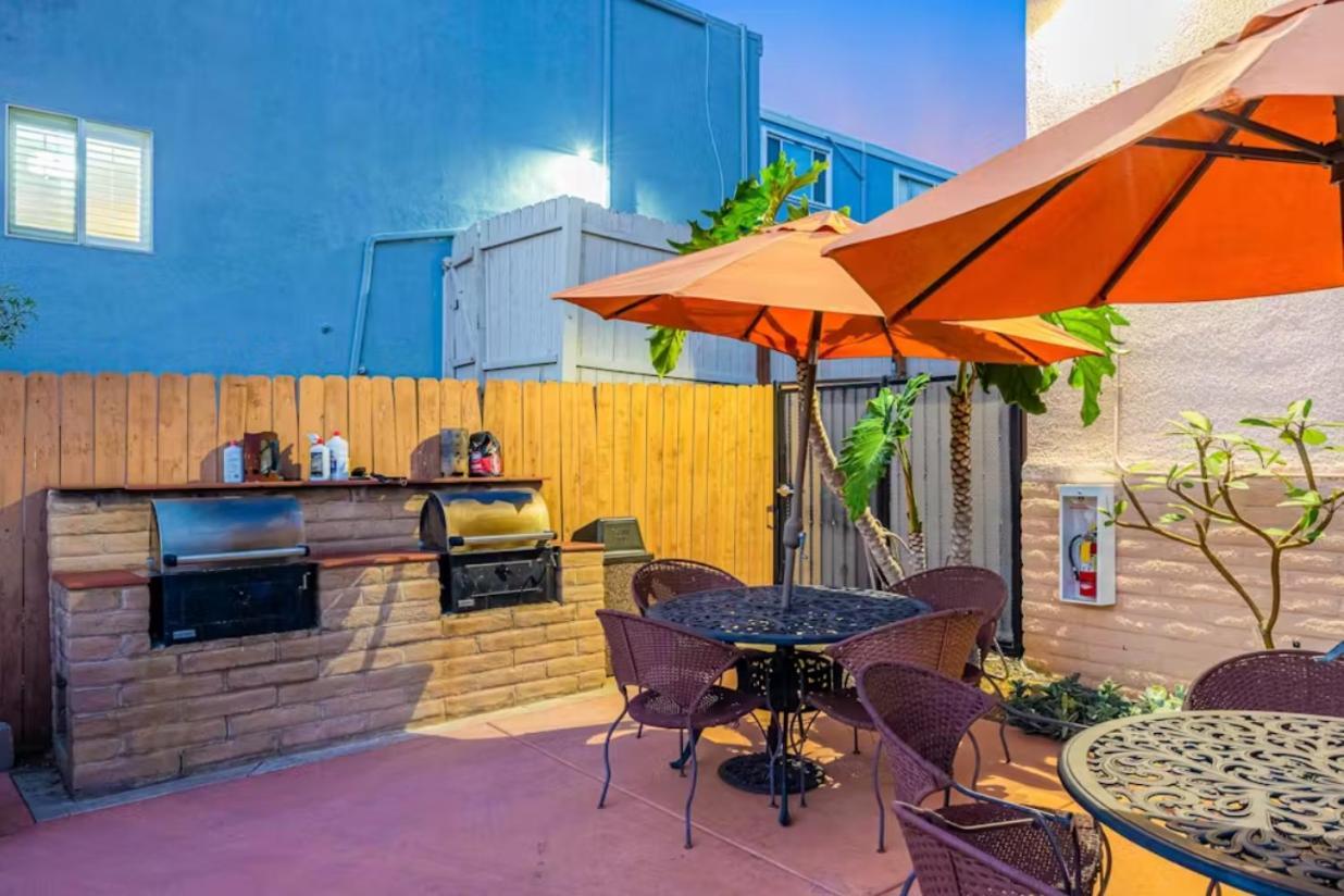 2 Bed 2 Bath Penthouse With Ac And Ocean Views *